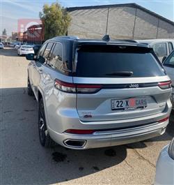 جیپ گراند شیرۆکی